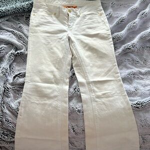 Tory Burch jeans size 26 flared btotom white